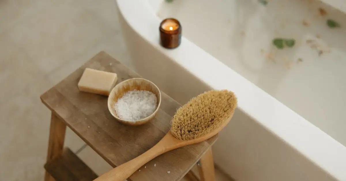 Jak naturalnie złuszczyć skórę solą morską? Sprawdź!
