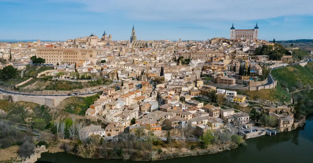 Gdzie leży historyczne miasto Toledo w Hiszpanii?