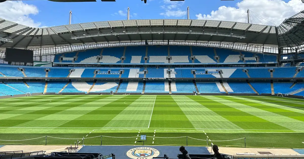 Jakie miasto jest macierzyste dla Manchester City?