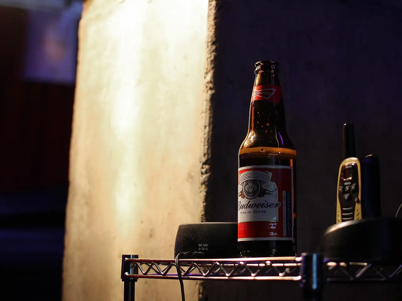 Jakie są kluczowe momenty w historii marki Budweiser?
