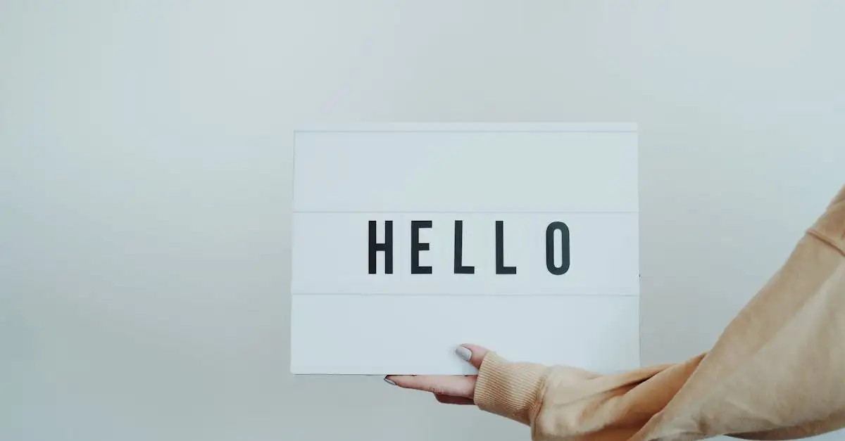 Co oznacza 'cześć' w nieformalnym powitaniu?