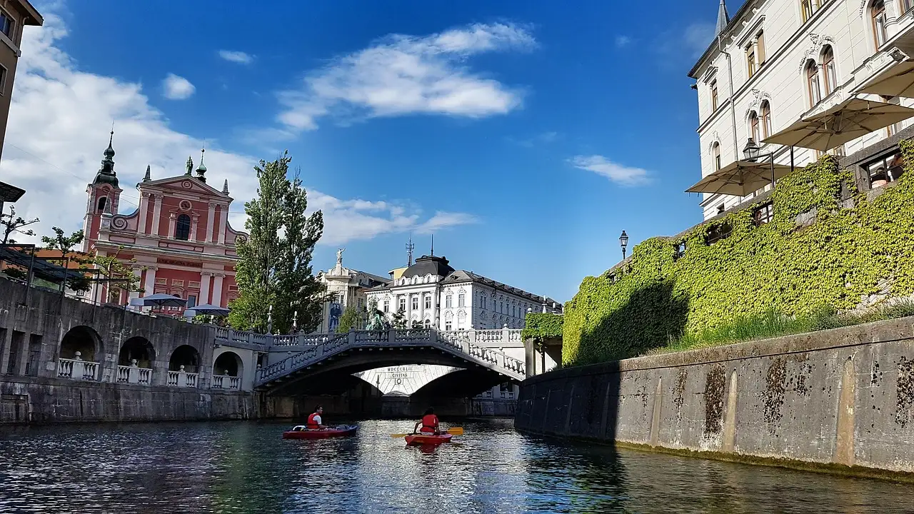 Dlaczego Lublana to ukryta perła Słowenii? Odkryj tajemnice!