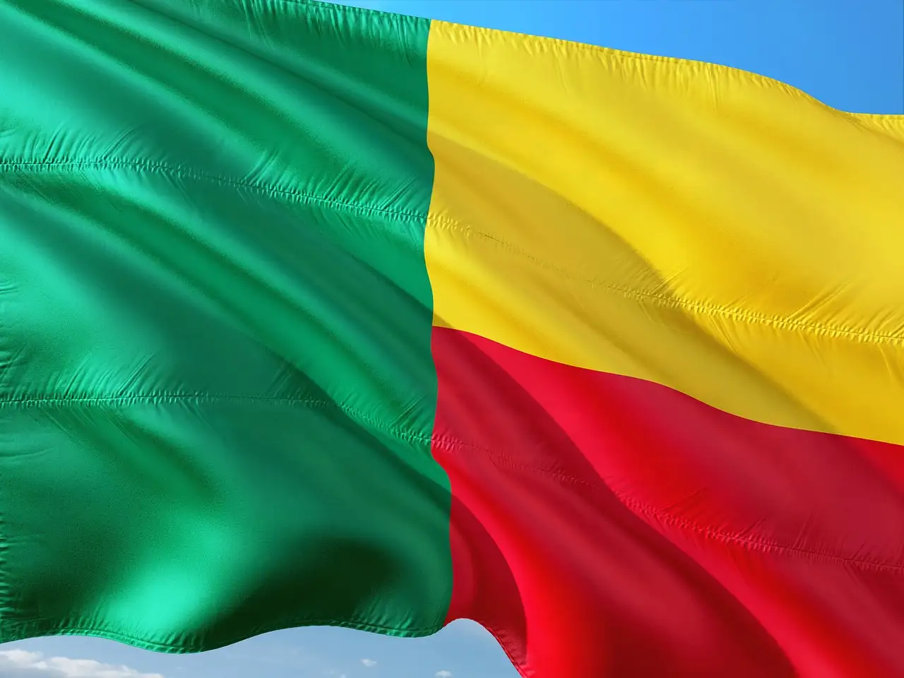 Jakie miasto jest stolicą Beninu i dlaczego?