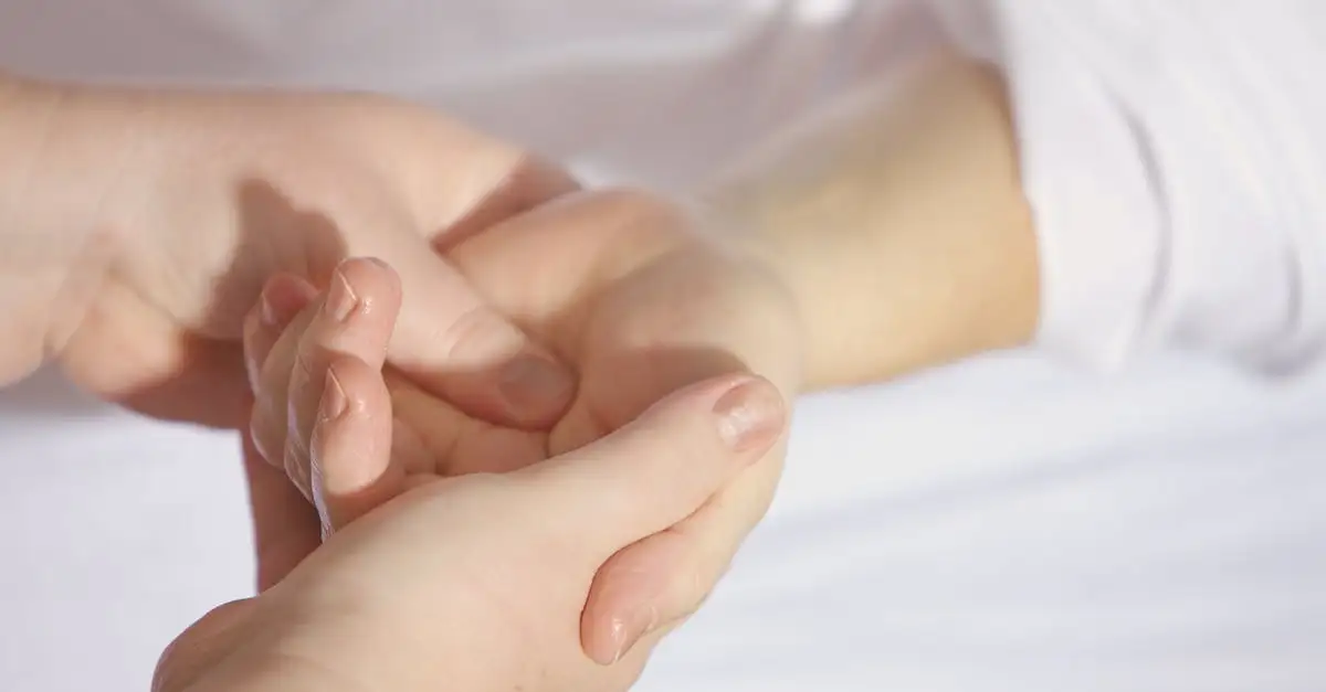 Co robi terapeuta manualny i jak może pomóc?