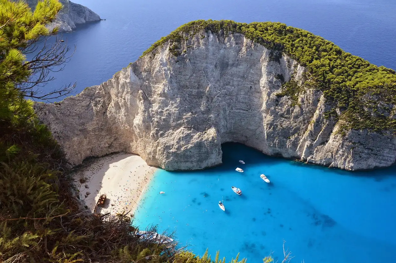 Jak długo trwa lot na Zakynthos z Polski?