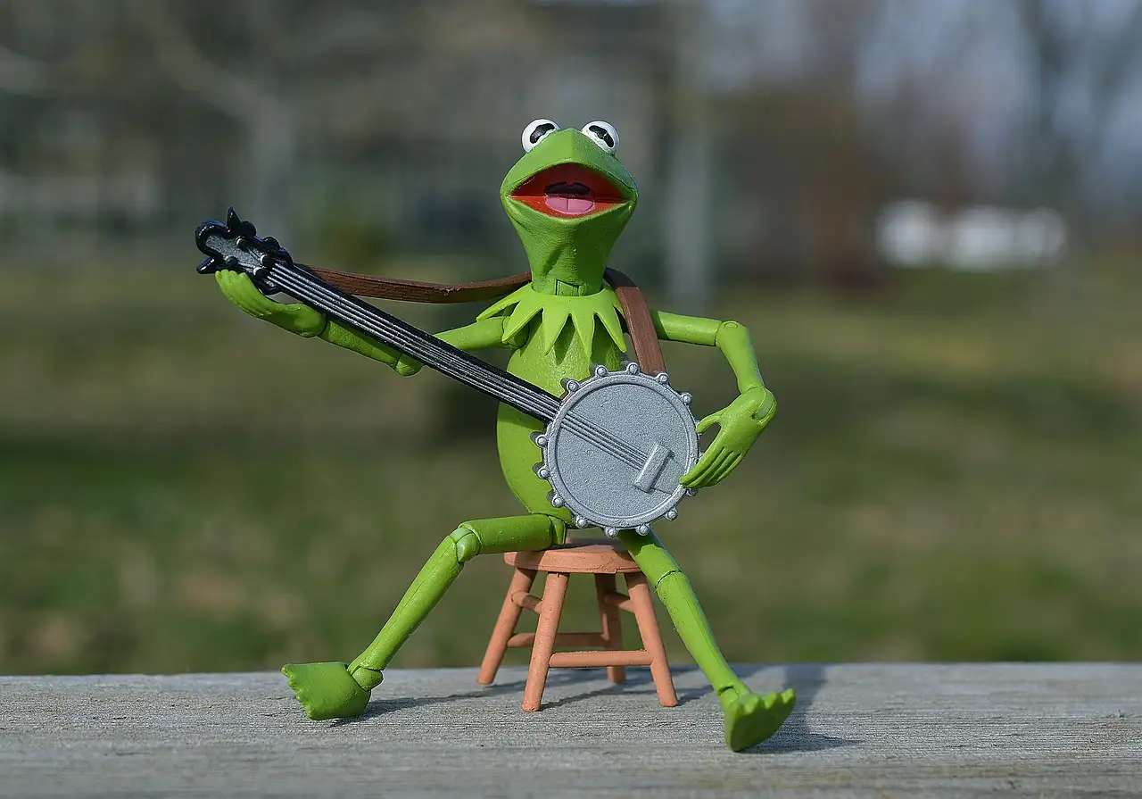 Kim są marudzący staruszkowie z Muppetów na balkonie?